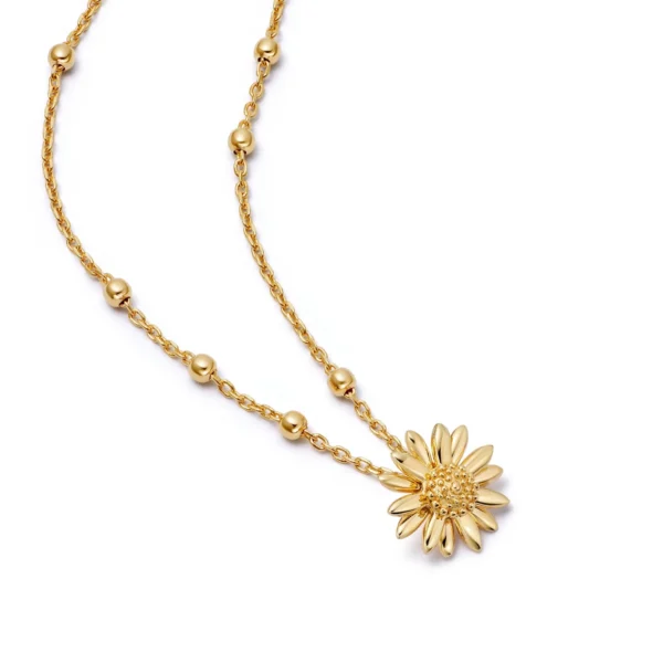 Small English Daisy Necklace